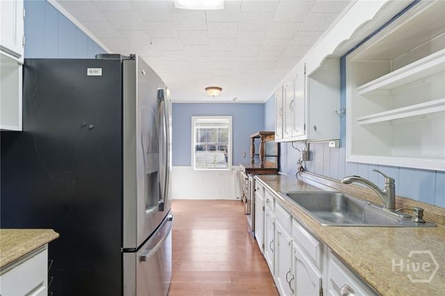 14 Redmond Avenue, Savannah, GA 31408