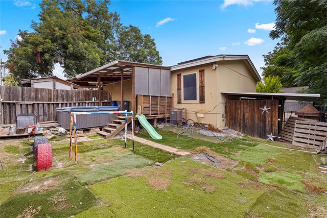 2802 Gooch Street, Dallas, TX 75241