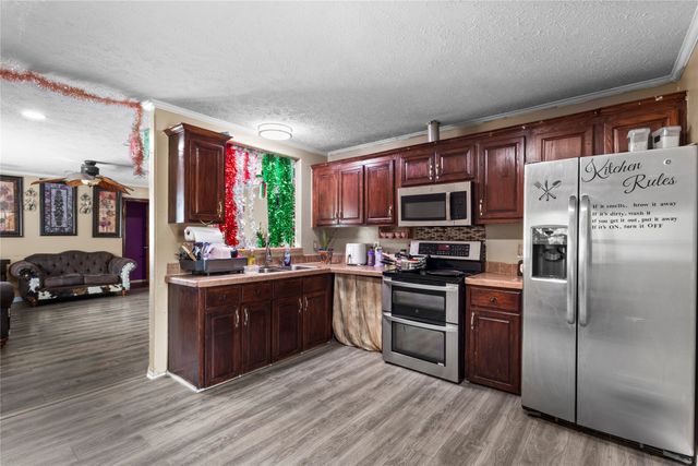 2802 Gooch Street, Dallas, TX 75241