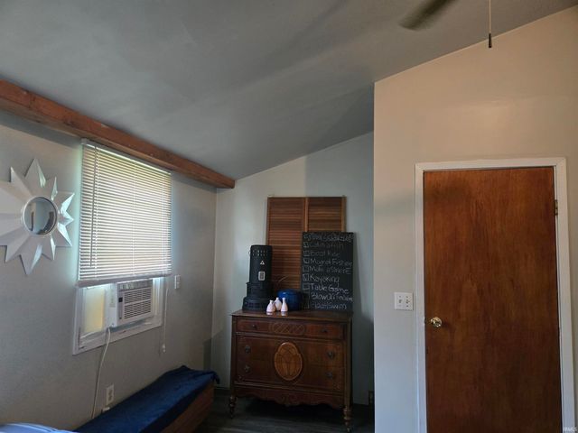 6694 N Harris Loop Road, Monon, IN 47959