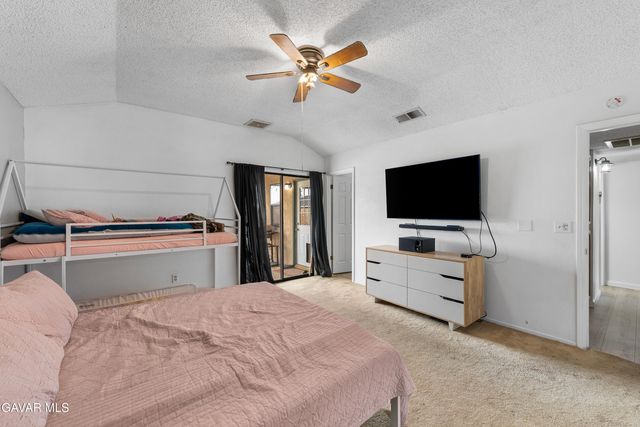 10349 Redwood Boulevard, California City, CA 93505