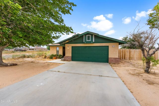 10349 Redwood Boulevard, California City, CA 93505