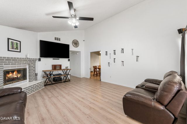 10349 Redwood Boulevard, California City, CA 93505