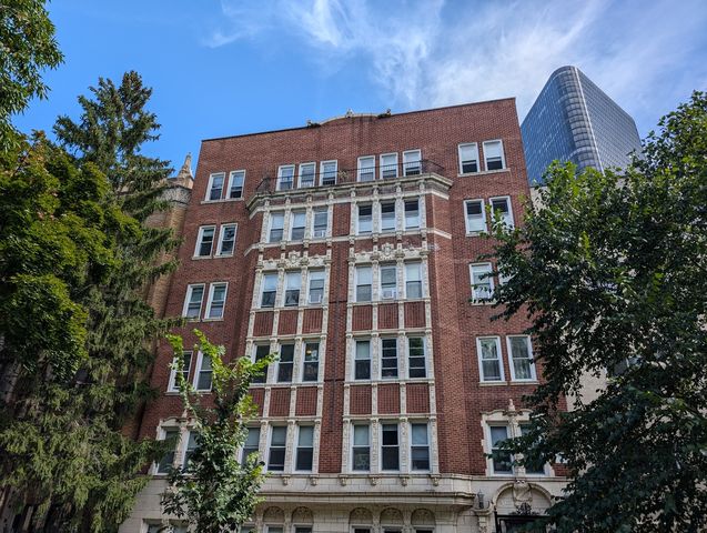 5417 N Kenmore Avenue 211, Chicago, IL 60640