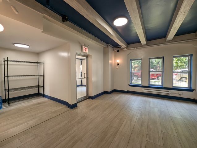 5417 N Kenmore Avenue 211, Chicago, IL 60640