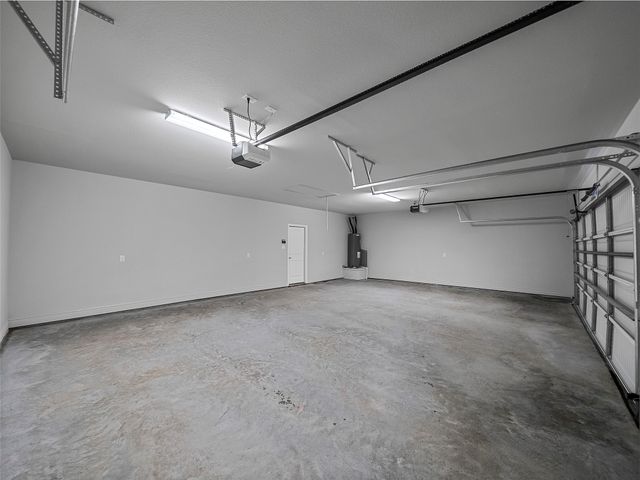 409 Ellis Place Drive, Greenville, TX 75402