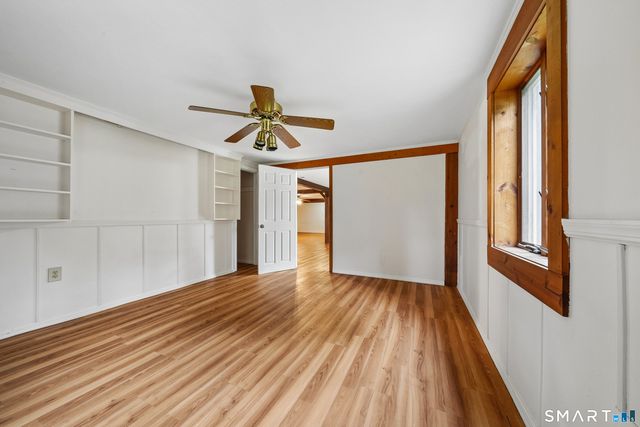 40 Comstock Hill Avenue, Norwalk, CT 06850