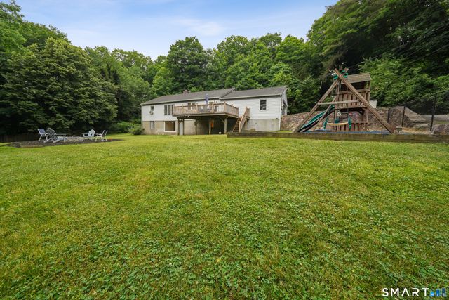 40 Comstock Hill Avenue, Norwalk, CT 06850