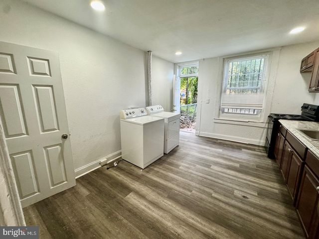 2012 CLIFTWOOD AVE, Baltimore, MD 21213