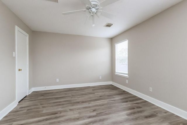 10202 Farrell Drive, Houston, TX 77070