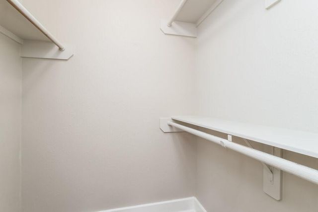 10202 Farrell Drive, Houston, TX 77070