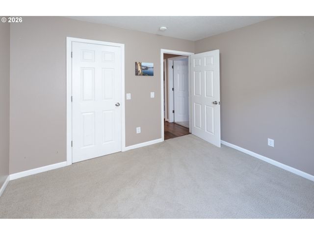 3204 SABO Ln, West Linn, OR 97068