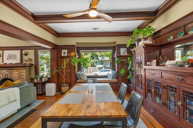 2032 Castro Way, Sacramento, CA 95818