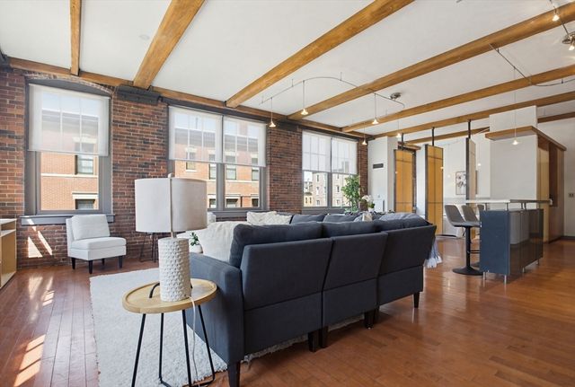 26 Stillman St 3-2, Boston, MA 02113