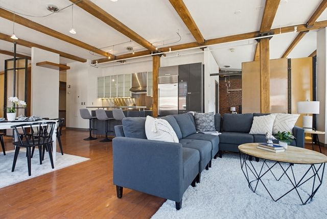 26 Stillman St 3-2, Boston, MA 02113