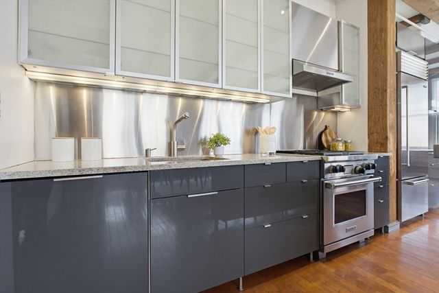 26 Stillman St 3-2, Boston, MA 02113