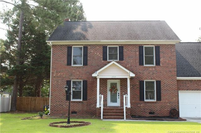 1955 Fairforest Drive, Fayetteville, NC 28304