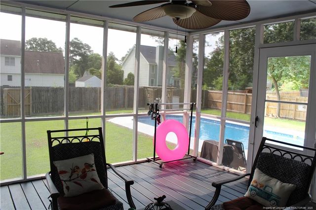 1955 Fairforest Drive, Fayetteville, NC 28304