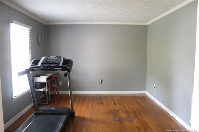 1955 Fairforest Drive, Fayetteville, NC 28304