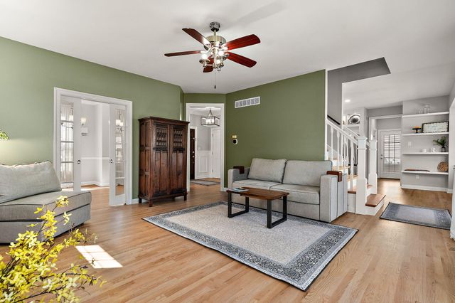 244 Moncrief Drive, Valparaiso, IN 46385