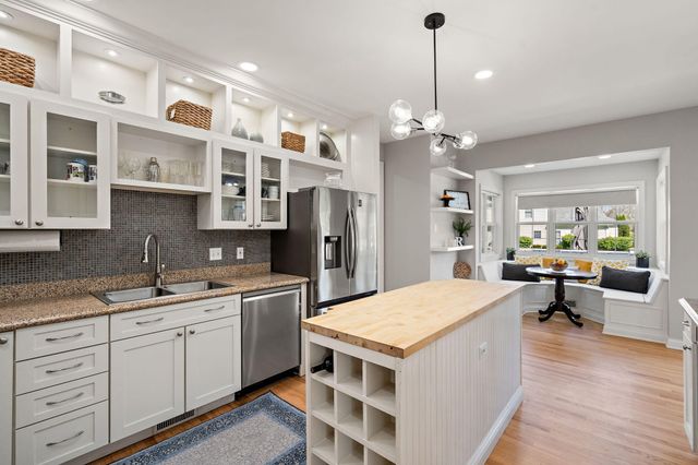 244 Moncrief Drive, Valparaiso, IN 46385