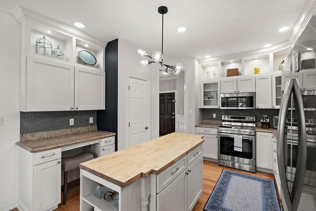 244 Moncrief Drive, Valparaiso, IN 46385