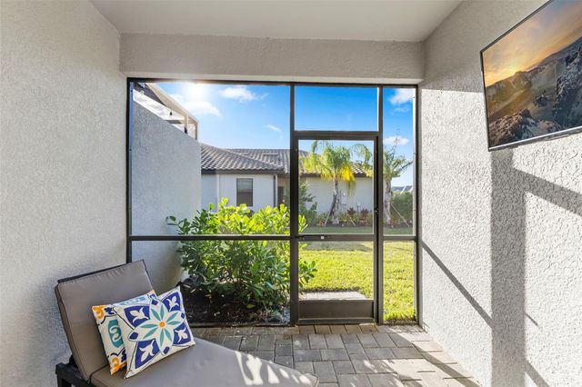 5504 SAPPHIRE STONE COVE, Bradenton, FL 34211