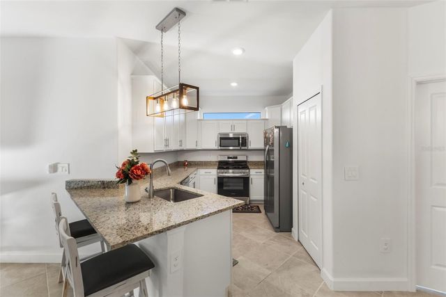 5504 SAPPHIRE STONE COVE, Bradenton, FL 34211