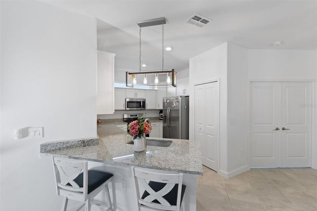 5504 SAPPHIRE STONE COVE, Bradenton, FL 34211