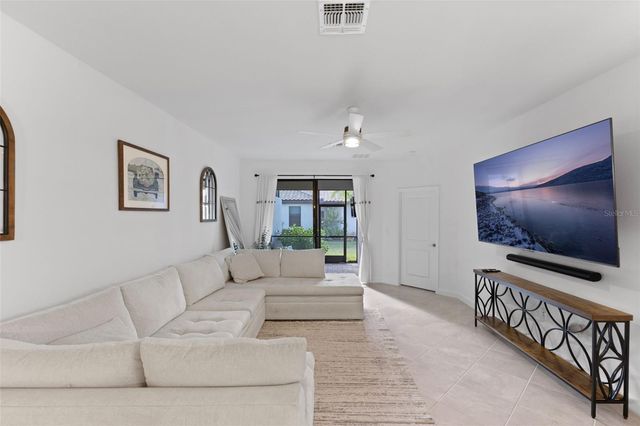 5504 SAPPHIRE STONE COVE, Bradenton, FL 34211