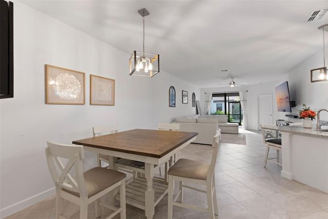 5504 SAPPHIRE STONE COVE, Bradenton, FL 34211