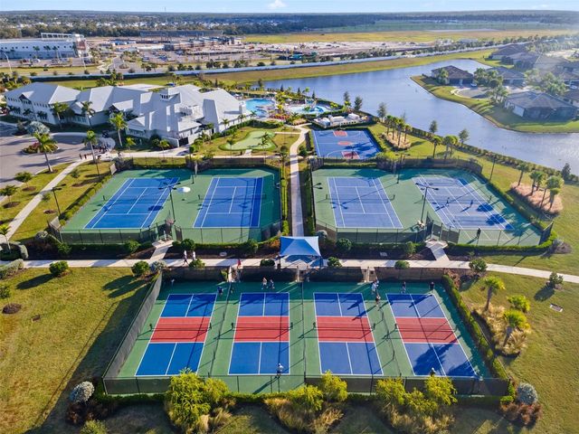 5504 SAPPHIRE STONE COVE, Bradenton, FL 34211