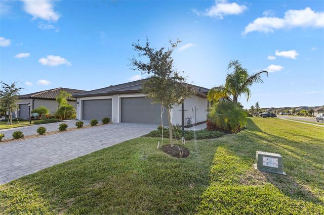 5504 SAPPHIRE STONE COVE, Bradenton, FL 34211