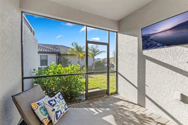 5504 SAPPHIRE STONE COVE, Bradenton, FL 34211