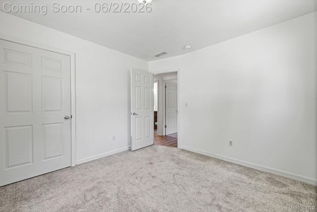 315 Airport Drive, Holly Village, MI 48442