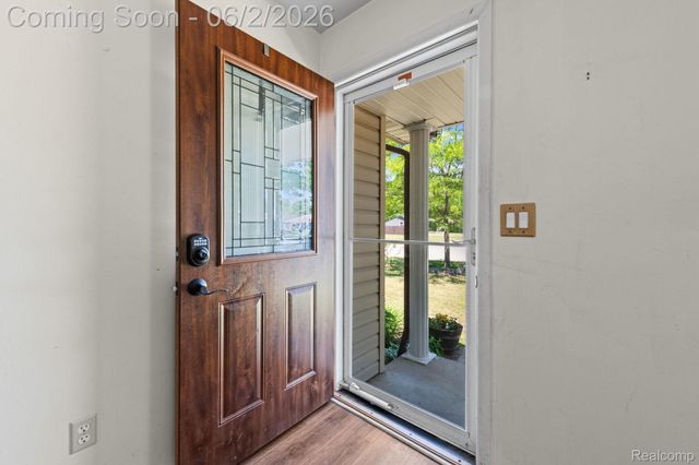 315 Airport Drive, Holly Village, MI 48442