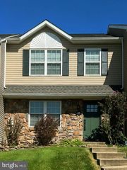 1139 PIN OAK DR #, Perkiomenville, PA 18074