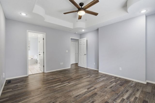 5710 S Wedgewood Avenue, Springfield, MO 65810