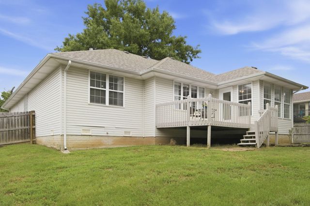 5710 S Wedgewood Avenue, Springfield, MO 65810