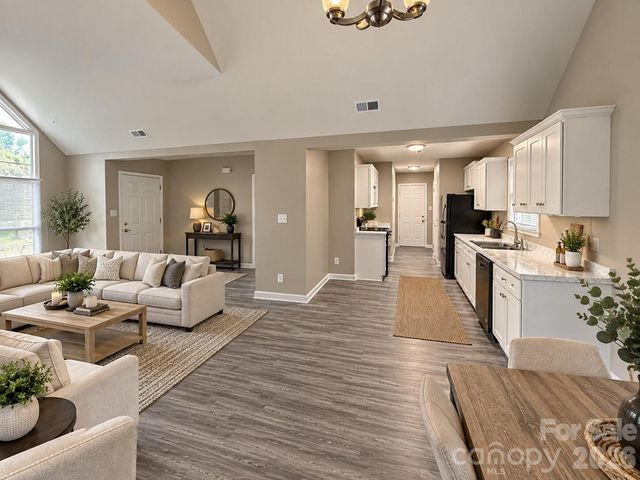 2617 Dion Avenue, Charlotte, NC 28212