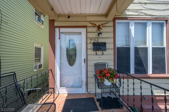 724 W Front St, Plainfield City, NJ 07060