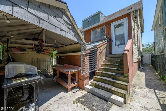 724 W Front St, Plainfield City, NJ 07060