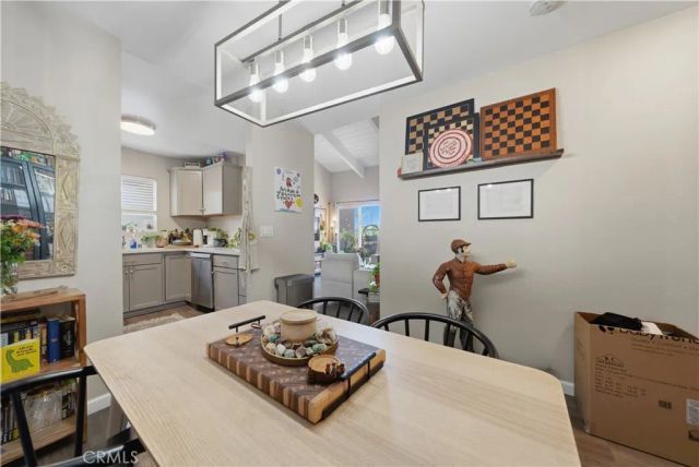 1050 Rock Springs, Escondido, CA 92026