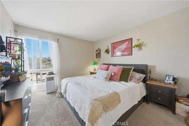 1050 Rock Springs, Escondido, CA 92026