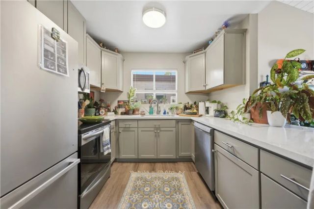 1050 Rock Springs, Escondido, CA 92026