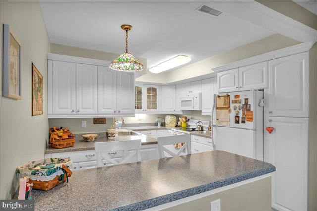 115 E KINGS HWY ##443, Maple Shade, NJ 08052