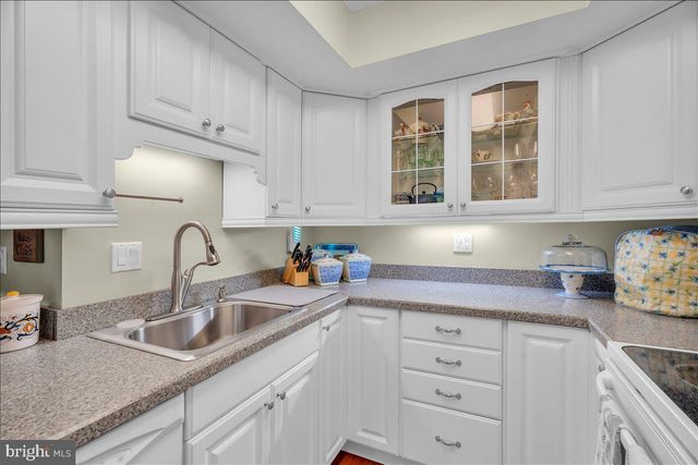 115 E KINGS HWY ##443, Maple Shade, NJ 08052