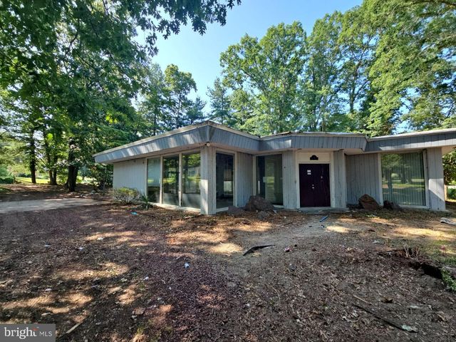 10 OAK DR, Bridgeton, NJ 08302