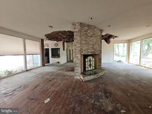 10 OAK DR, Bridgeton, NJ 08302
