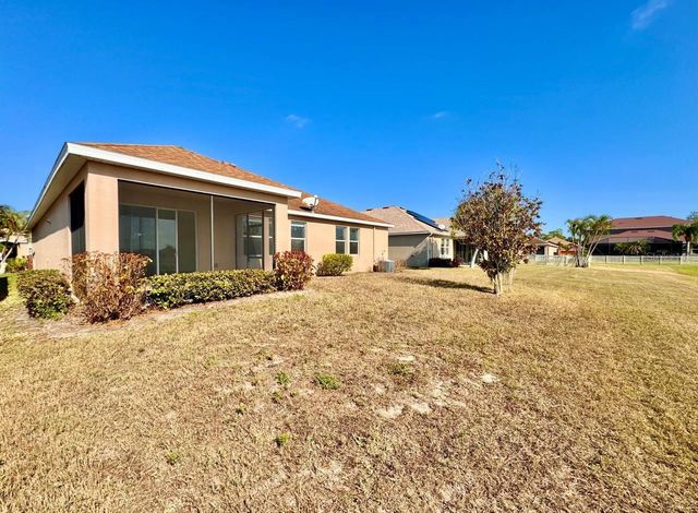 610 15TH AVENUE NW, Ruskin, FL 33570